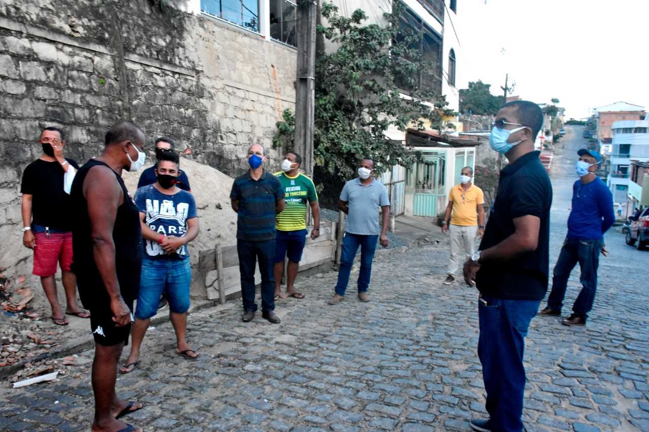 Camacã: Internado com o COVID-19 há 10 dias, Tonho da Patrol recebe alta e é recibo com aplausos